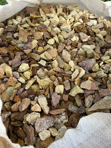 Златолит персиковый декоративная каменная крошка купить в Лангепасе