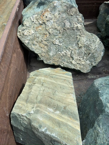 Ландшафтные глыбы зелёные 200-500 килограмм купить в Лангепасе