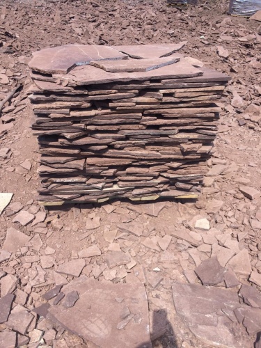 Плитняк лемезит бордовый для цоколя 1,5-2 см купить в Лангепасе