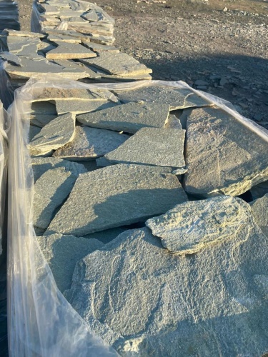 Плитняк златолит зелёный для цоколя, отмостки купить в Лангепасе