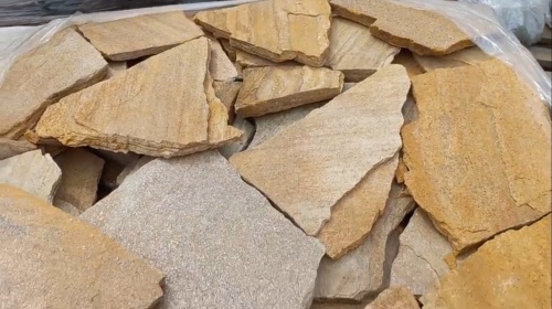 Плитняк златолит жёлтый для цоколя купить в Лангепасе