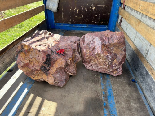Ландшафтные глыбы красно-фиолетовые 200-1000 килограмм купить в Лангепасе