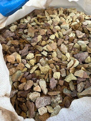 Златолит персиковый декоративная каменная крошка купить в Лангепасе