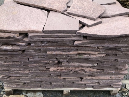 Плитняк лемезит бордовый для облицовки цоколя 20-25 мм  купить в Лангепасе